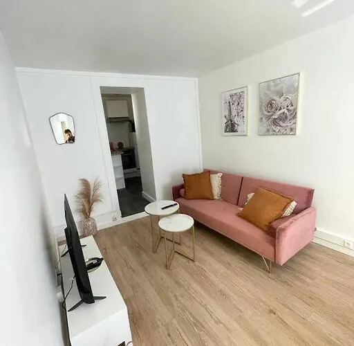 Maisonnette A La Campagne Avec Jardinet Apartmán Ennery (Val-d'Oise)